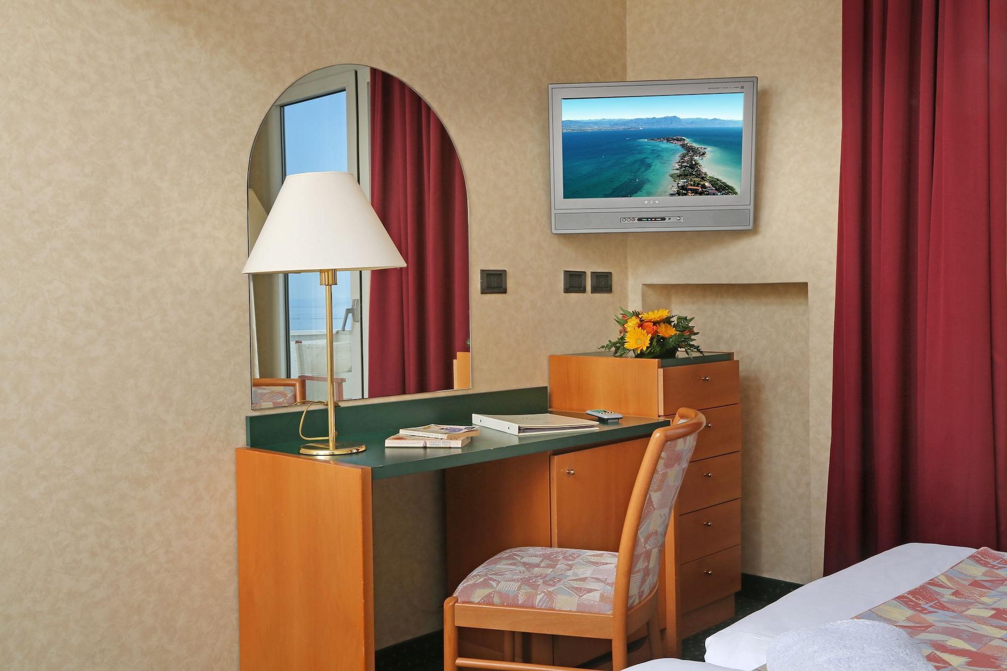 Hotel Nettuno Bardolino Buitenkant foto