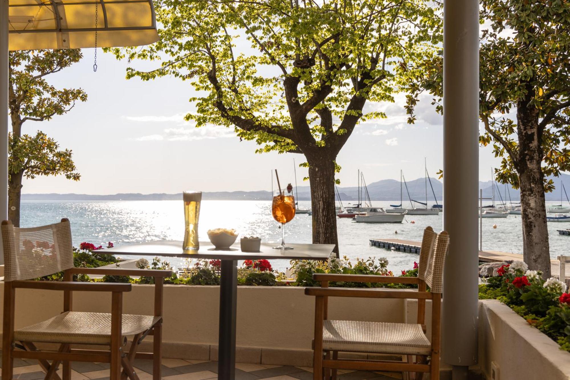 Hotel Nettuno Bardolino Buitenkant foto