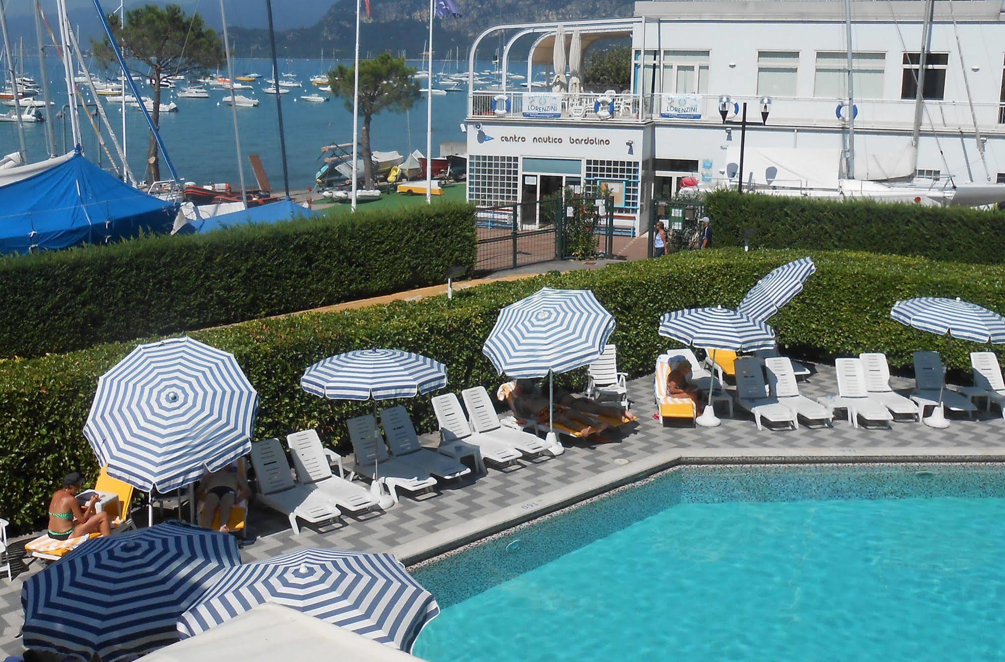 Hotel Nettuno Bardolino Buitenkant foto