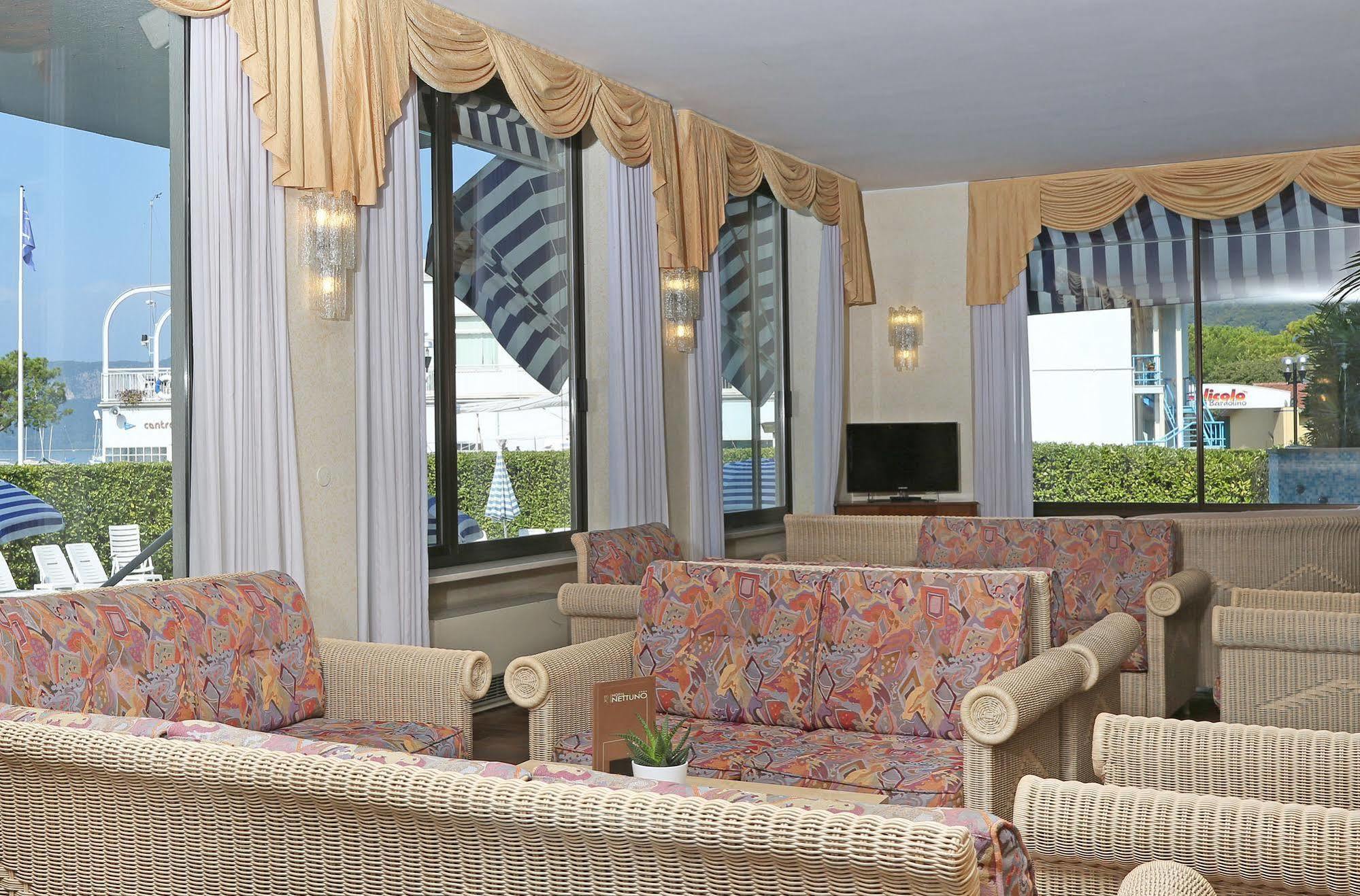 Hotel Nettuno Bardolino Buitenkant foto