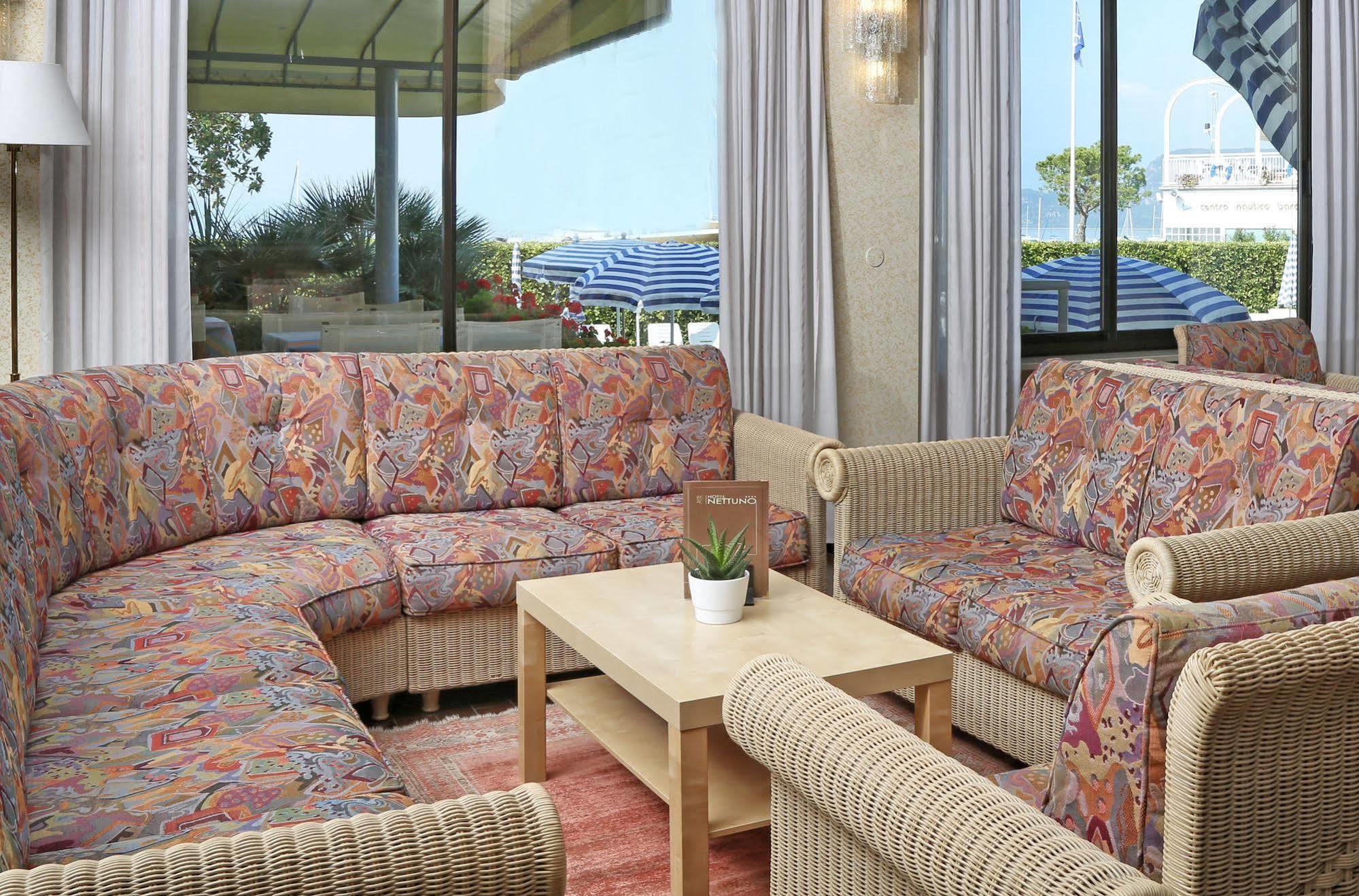 Hotel Nettuno Bardolino Buitenkant foto